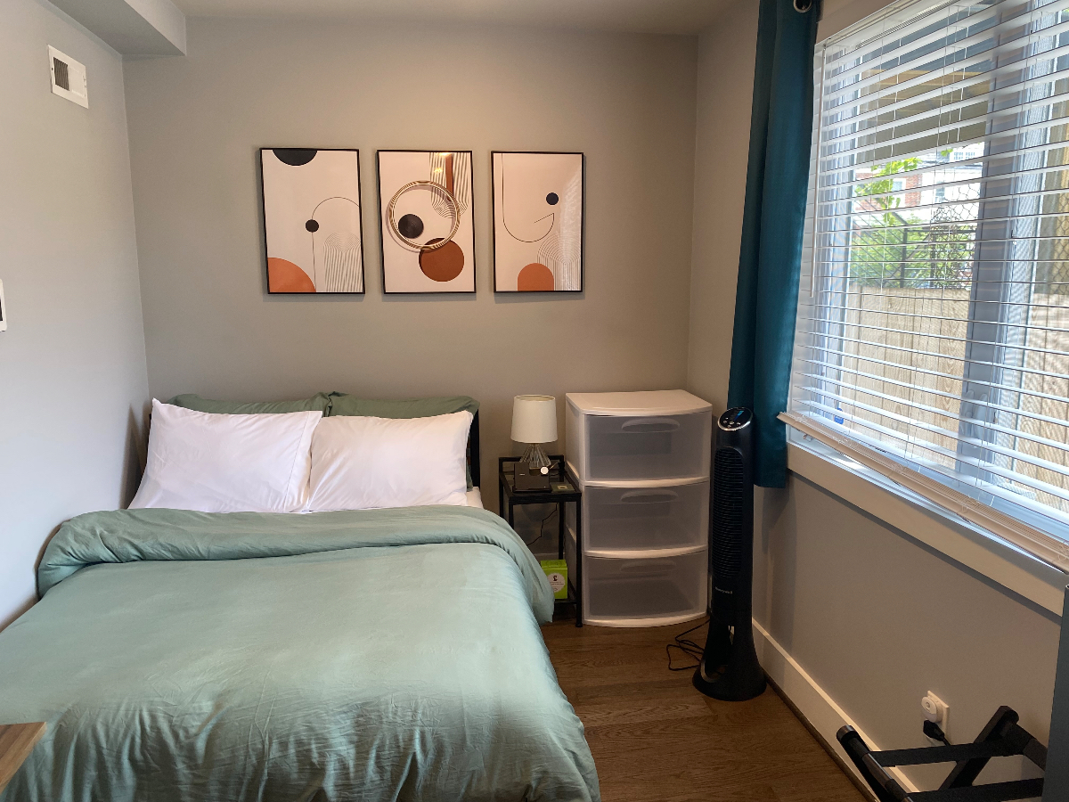 Free Parking-Private Room & Bath - Photo 1