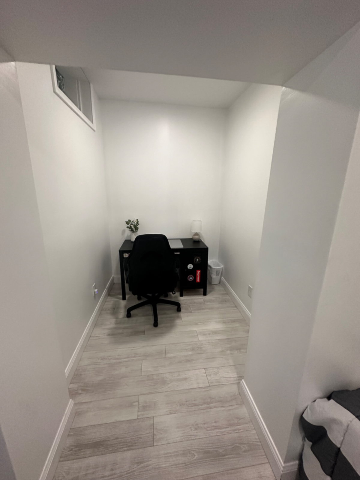 Cozy two bedroom private apartment walking distance to Ruby - Photo 7