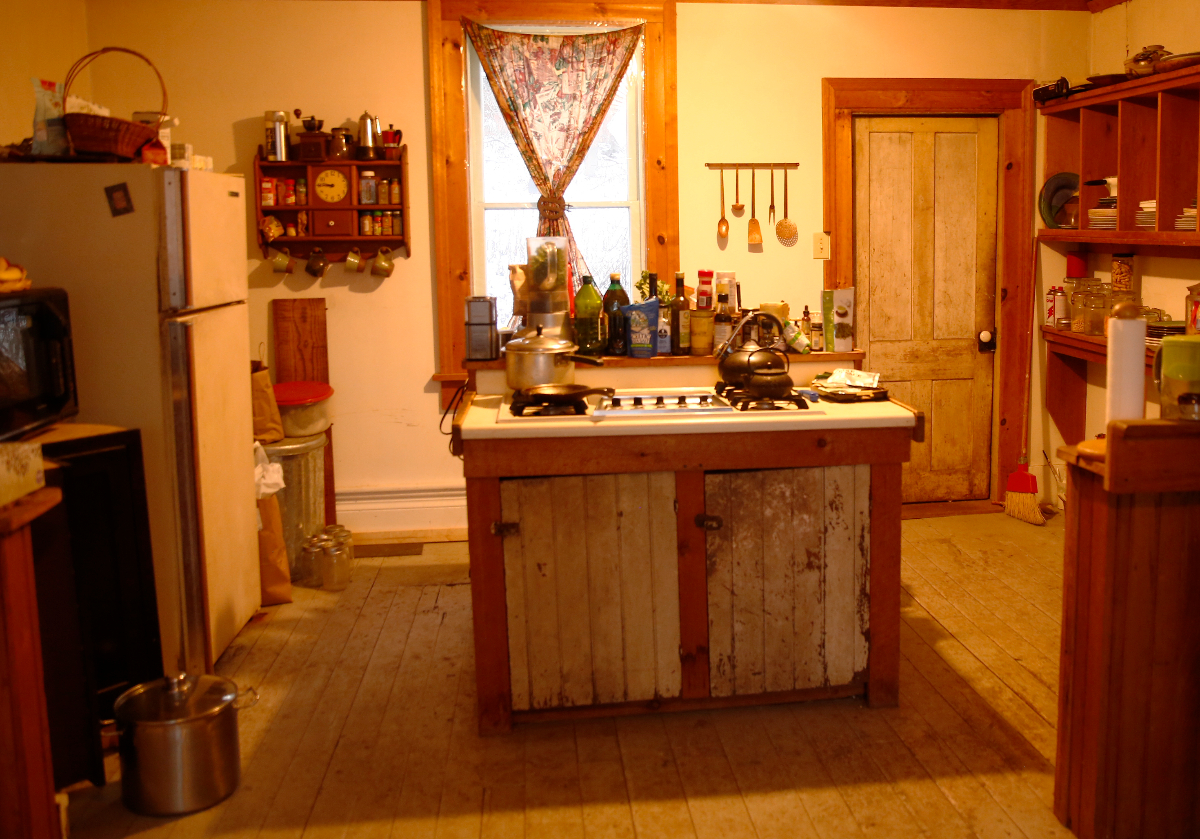 Private, Quiet Room in Beautiful Farmhouse - Photo 5