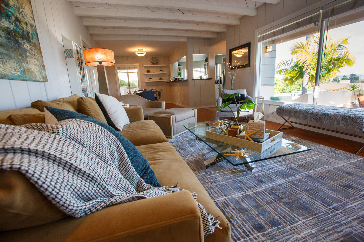 Pet Friendly, Dedicated Work Space, Close to Beach and Bay. - Photo 1