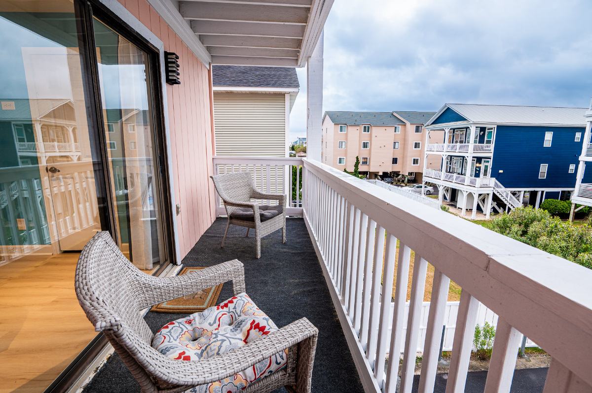 2 BR/2 BA Beach Condo with Ocean Views - Photo 11