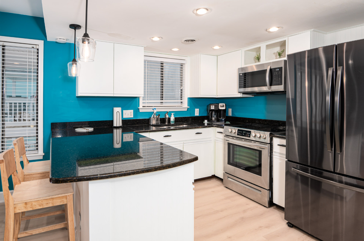 2 BR/2 BA Beach Condo with Ocean Views - Photo 9