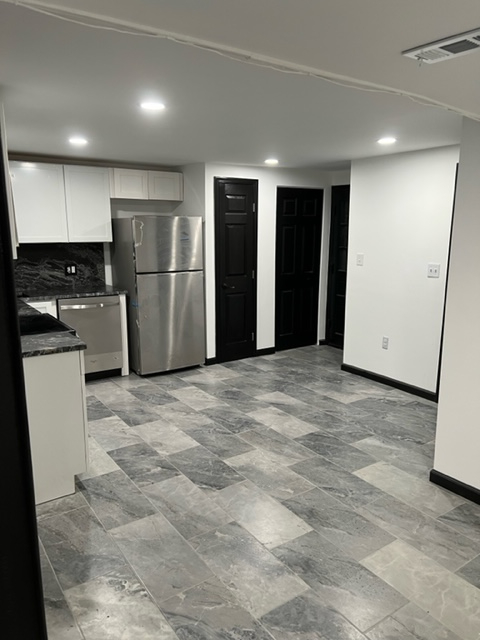 GORGEOUS FURNISHED BASEMENT APARTMENT IN WASHINGTON DC - Photo 1