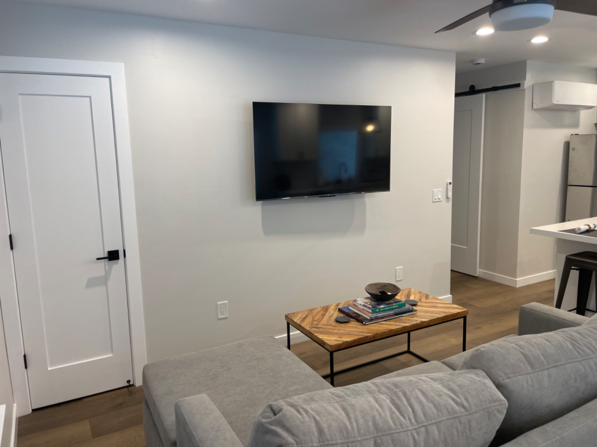 New Detached 660 SF ADU 1 /1 Located in Elmburst Walking Distance to UCD Med - Photo 4
