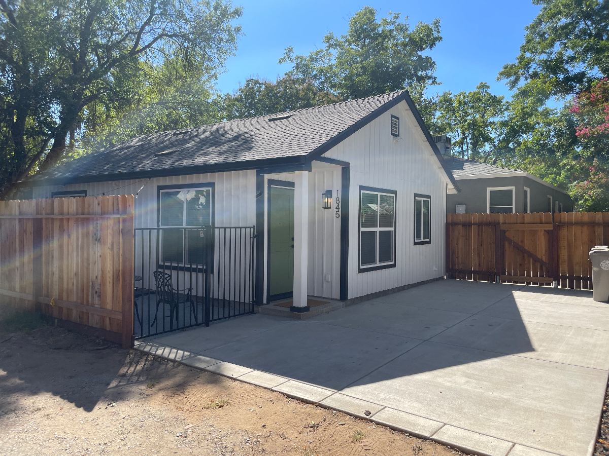 New Detached 660 SF ADU 1 /1 Located in Elmburst Walking Distance to UCD Med - Photo 2