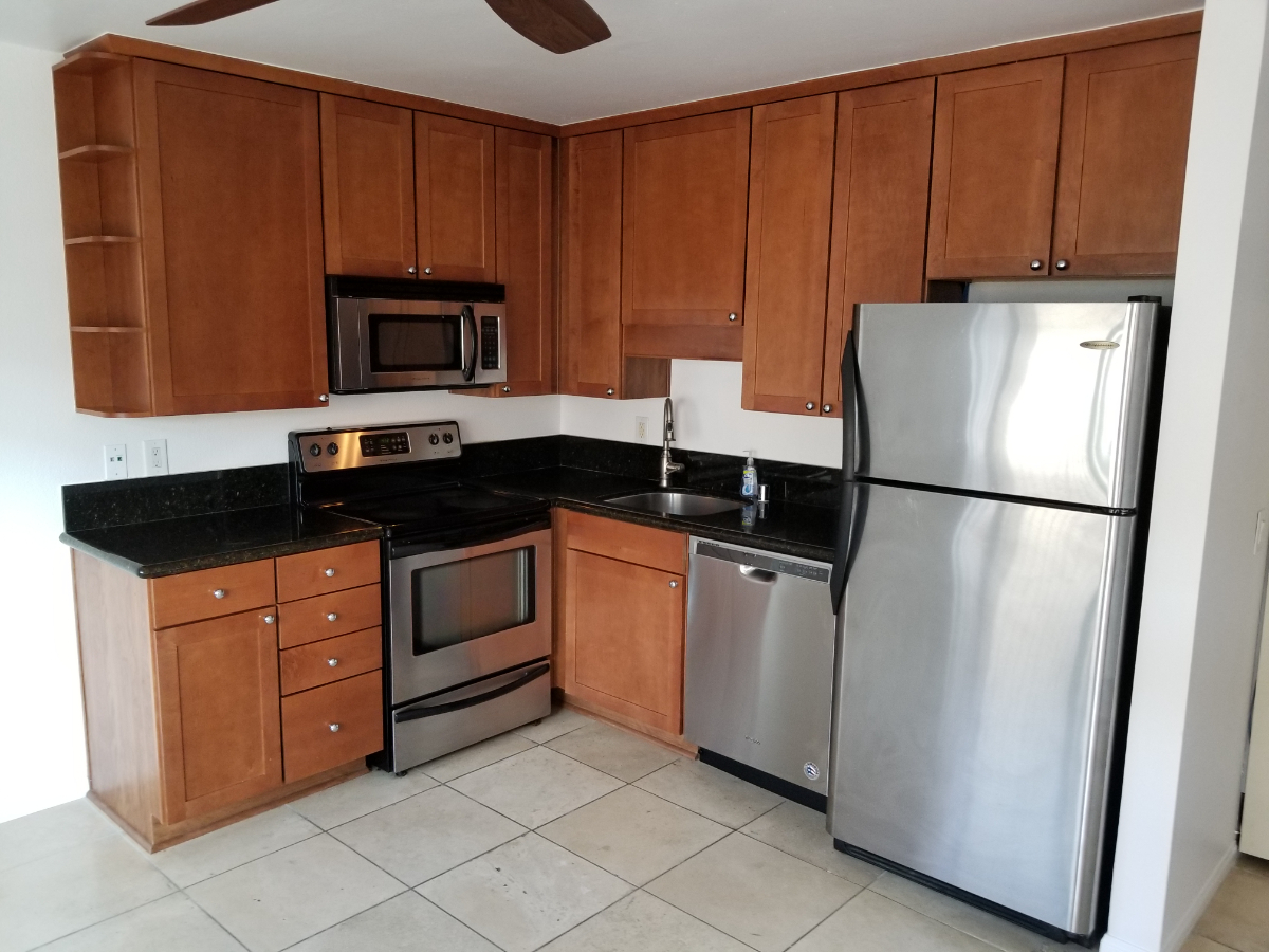 Stylish and Convenient - Stunning 1 Bed, 1 Bath Apartment in the Charming North Park Neighborhood of San Diego - Photo 6