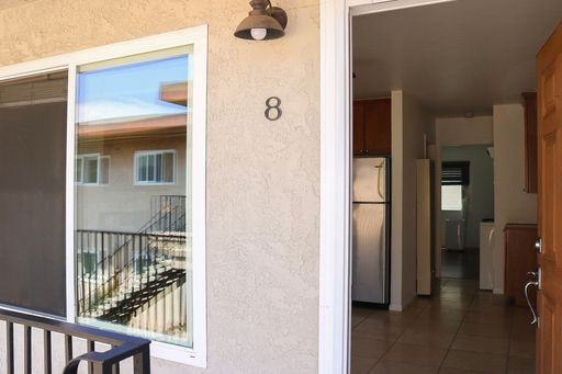 Stylish and Convenient - Stunning 1 Bed, 1 Bath Apartment in the Charming North Park Neighborhood of San Diego - Photo 3