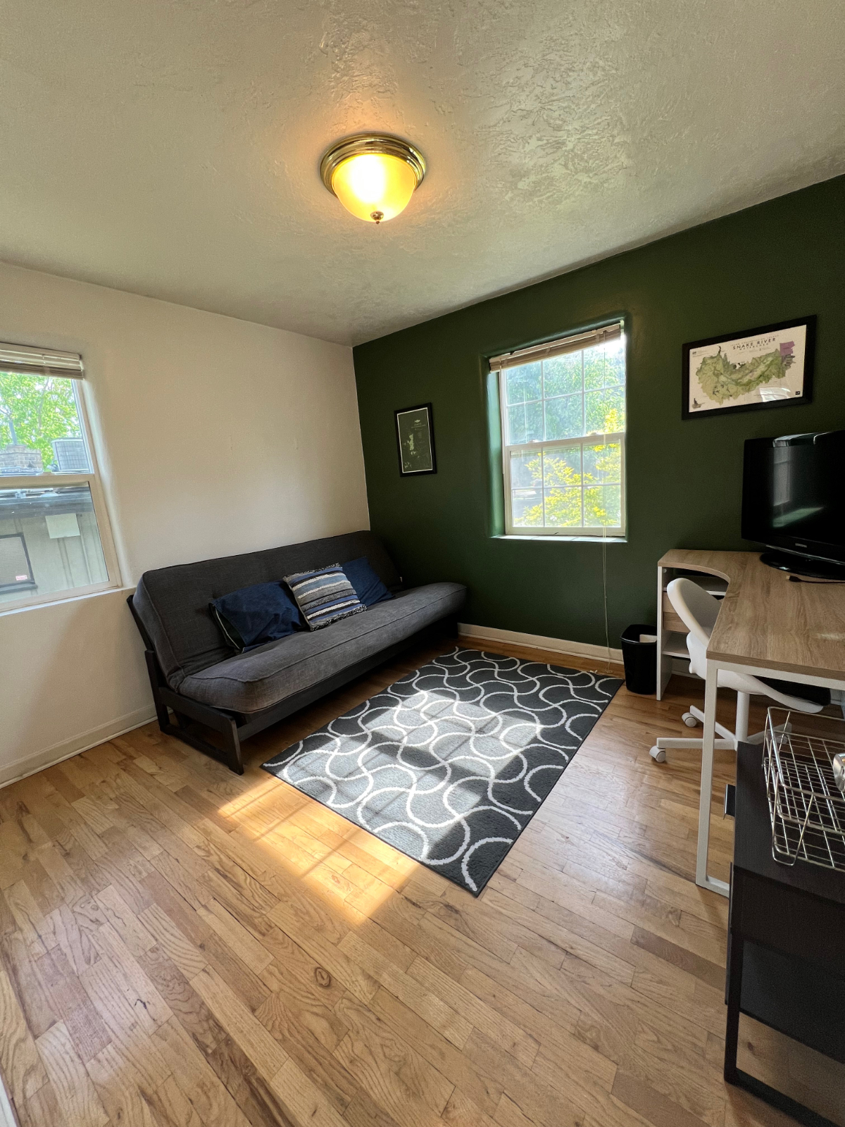 Central and Spacious - Photo 2