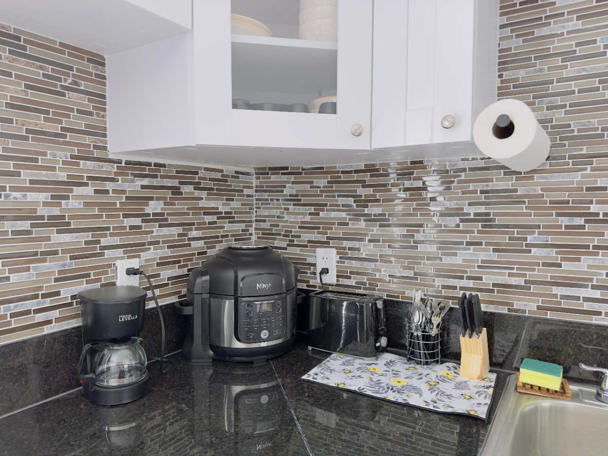 Miami Beach apartment 1 block away - Photo 5