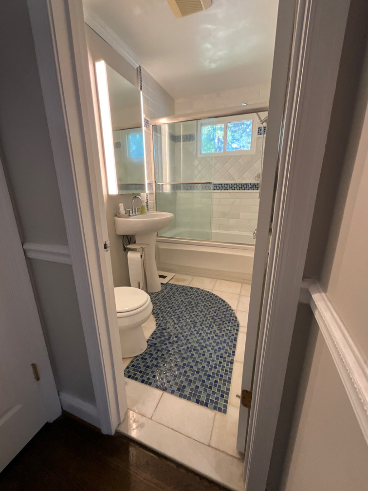 First Bedroom - Shared Housing - Photo 7