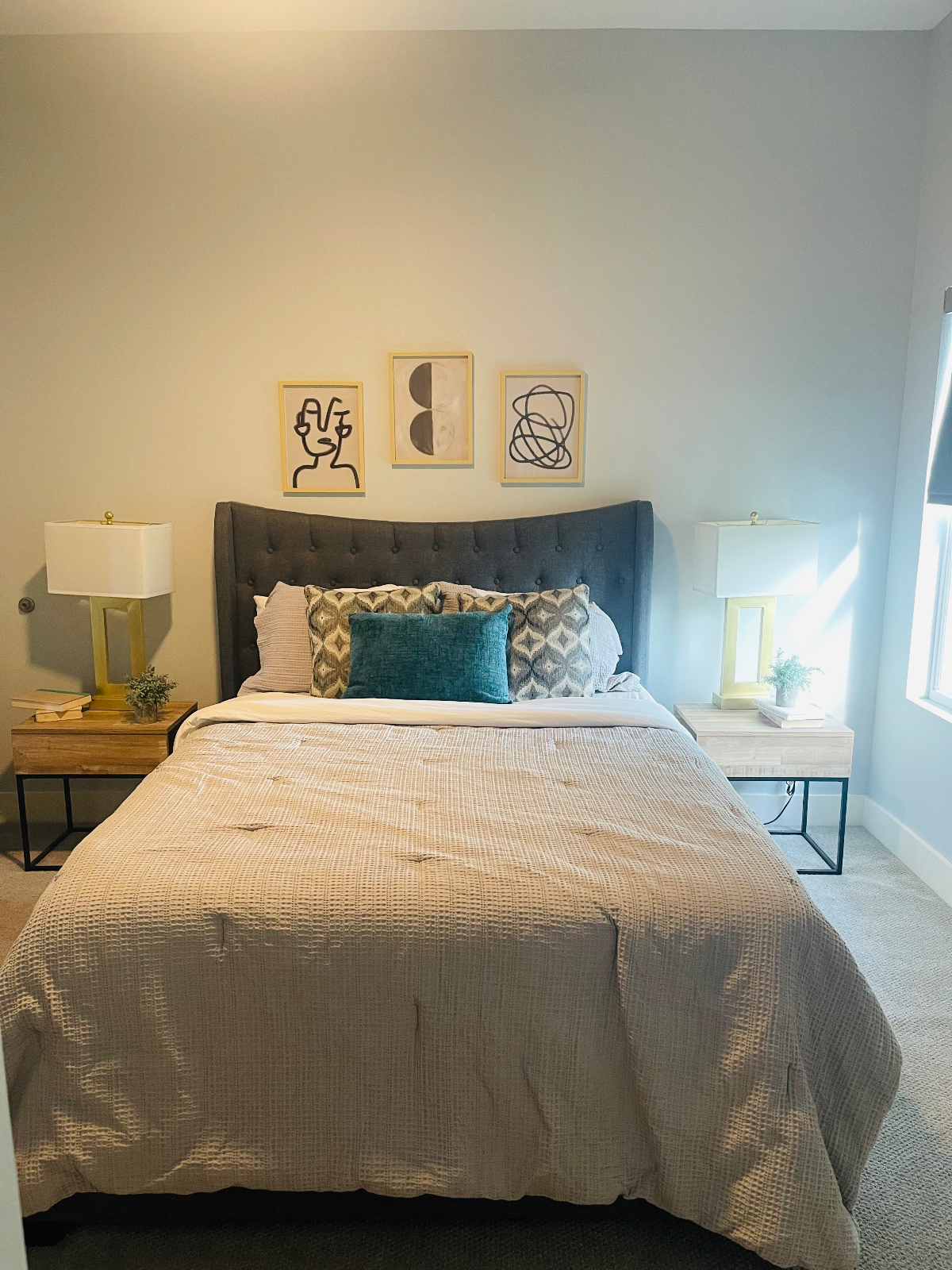 Luxury Queen Suite