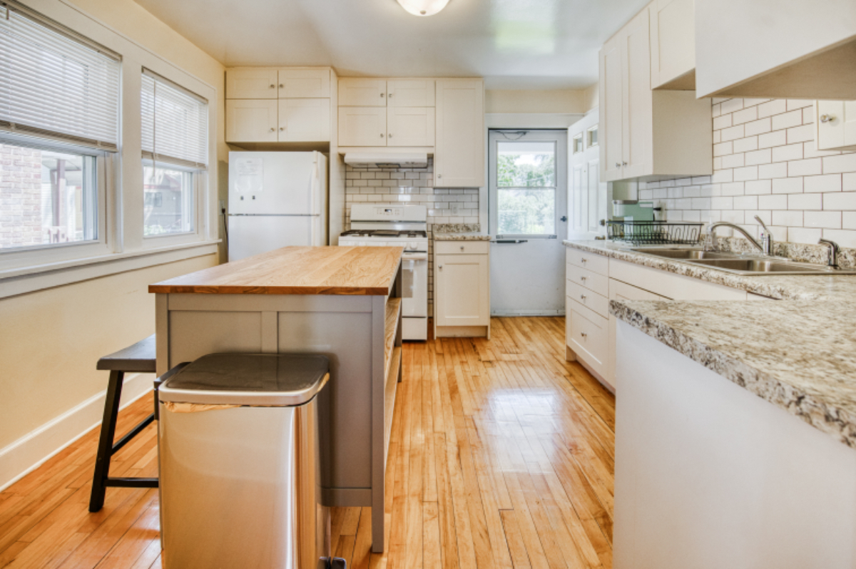 Jeny Street Flat - Furnished 2bd/1bath in heart of Atwood - Photo 11