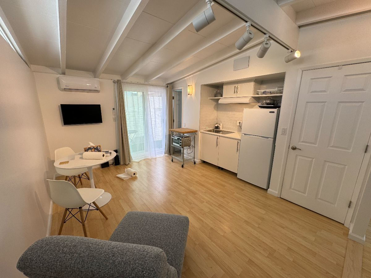 Furnished Studio 1/2 mile from Mission Bay- Avail June 3, 2026 - Photo 4