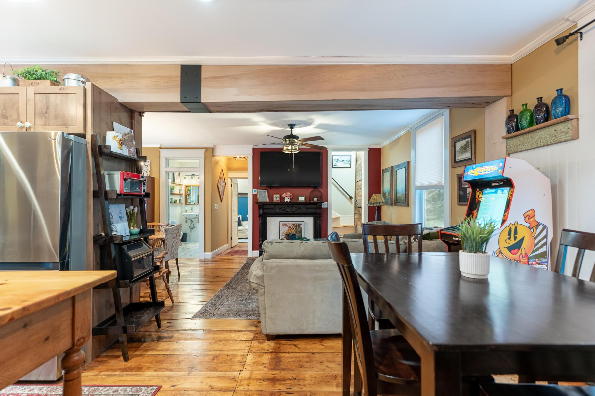 Cozy home in Chester - Photo 2