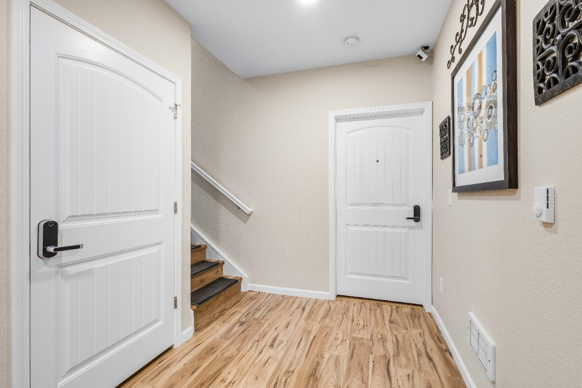 Stunning Downtown 1 Bedroom Apartment - Photo 5