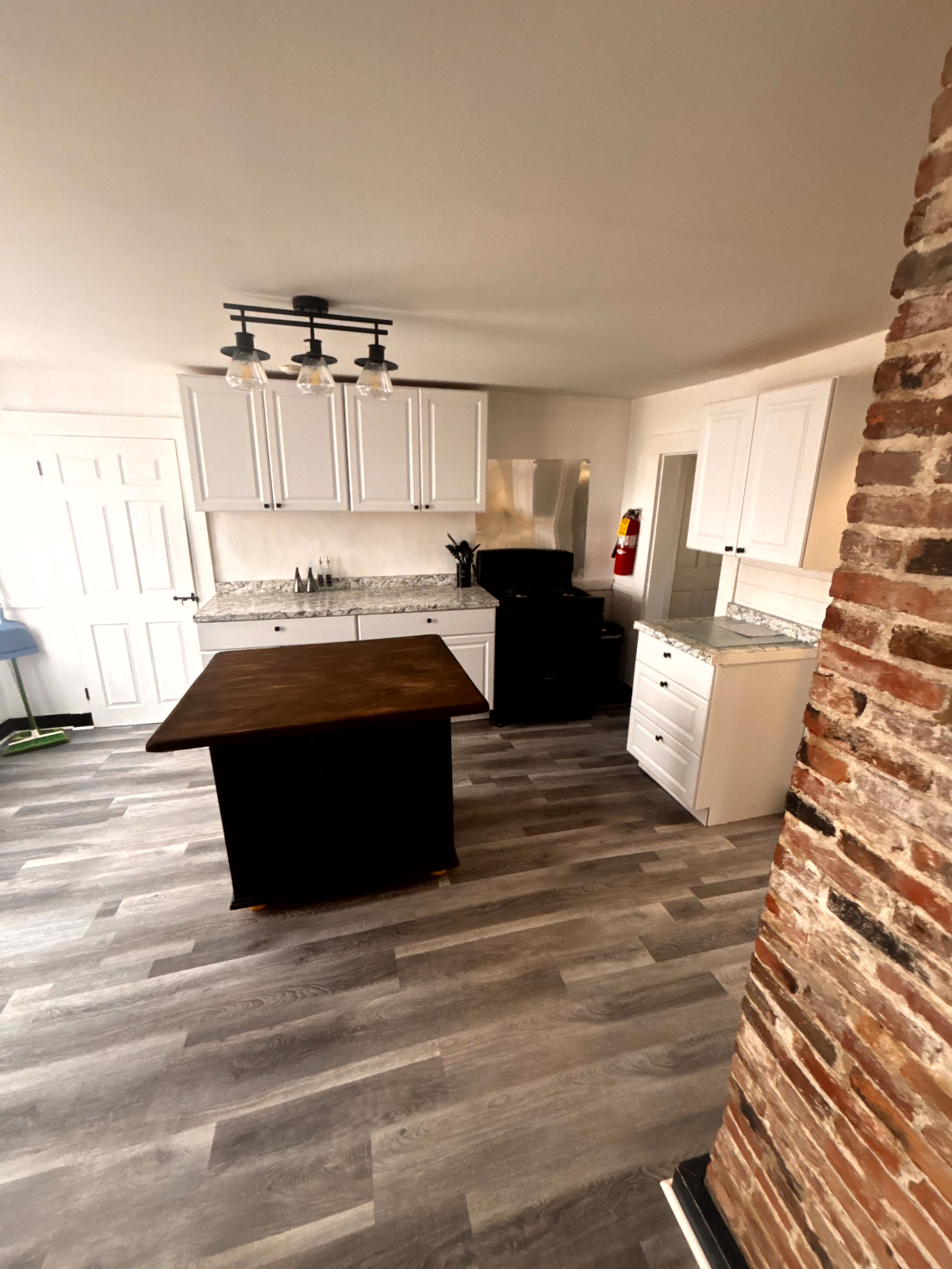 Cabin 20-- Studio with Kitchen - Photo 6