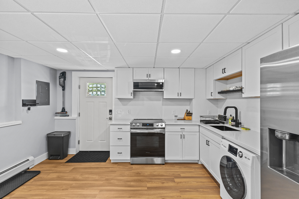 1 Bedroom 1 Bathroom near UVMMC - Photo 1