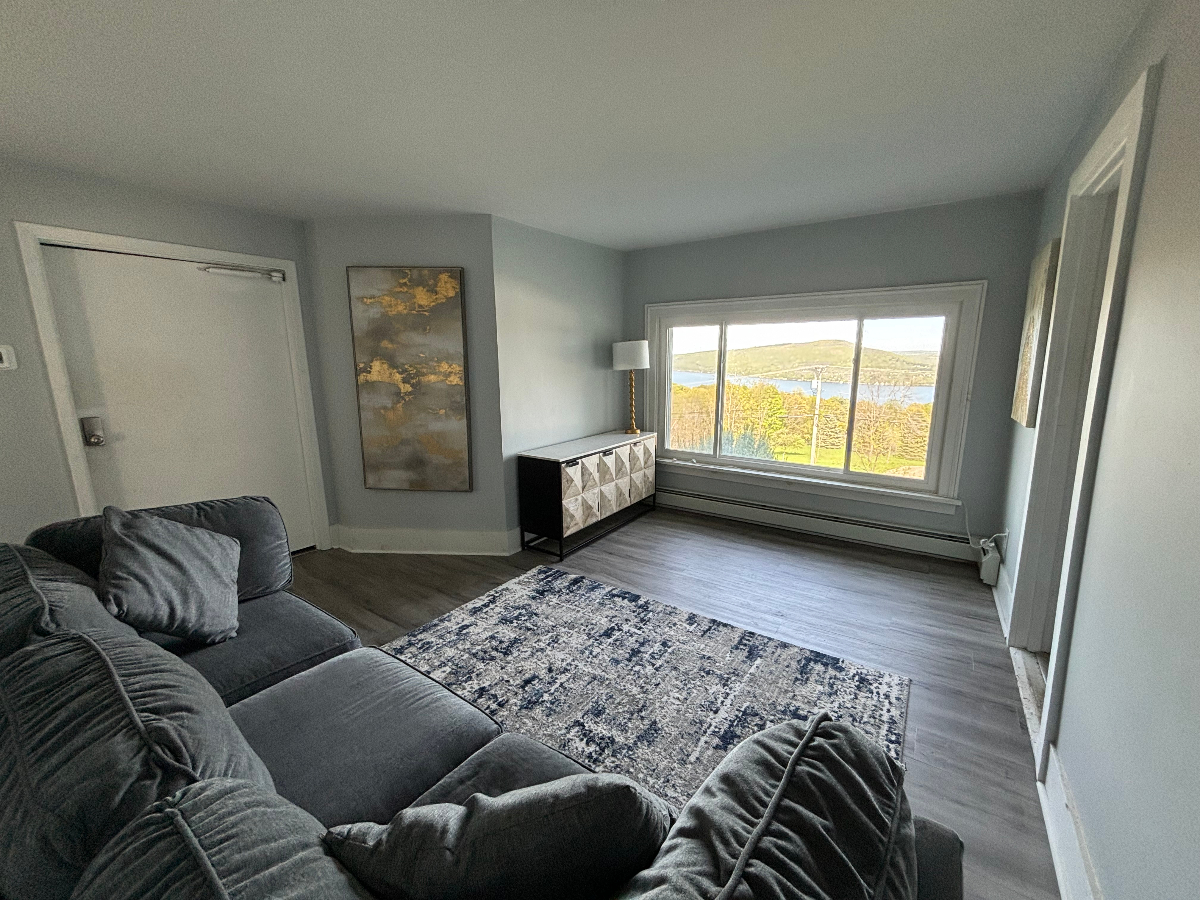 Beautiful Lake View One Bedroom Apartment outside of Canandaigua and Naples, New York - Photo 3