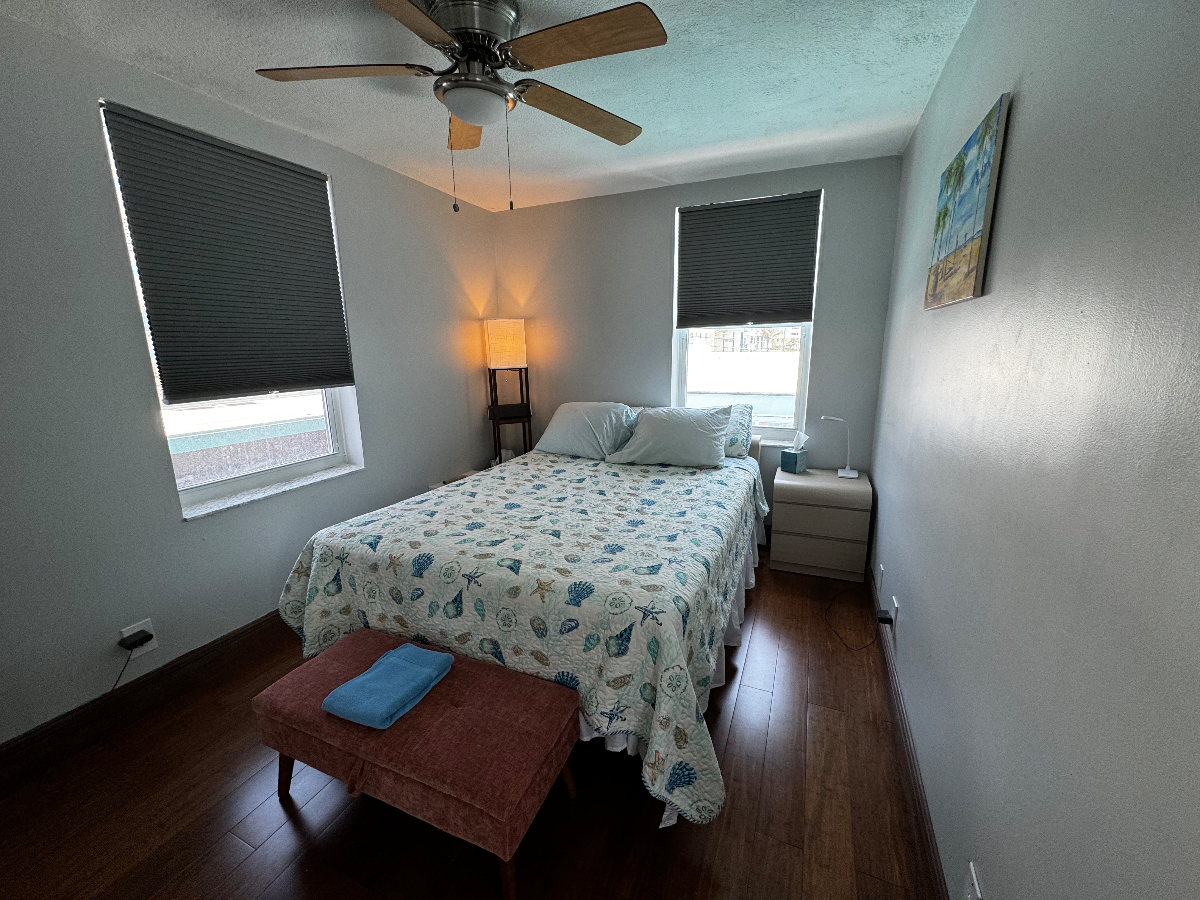 Hollywood Beach 1 bedroom 1 bath Condo - Photo 4