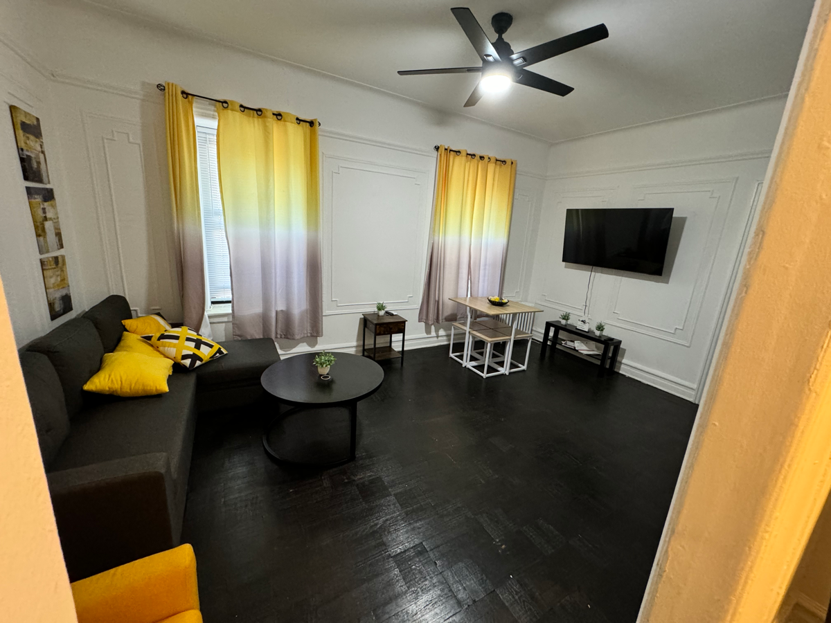 large one bedroom in midwood area apt1 - Photo 1