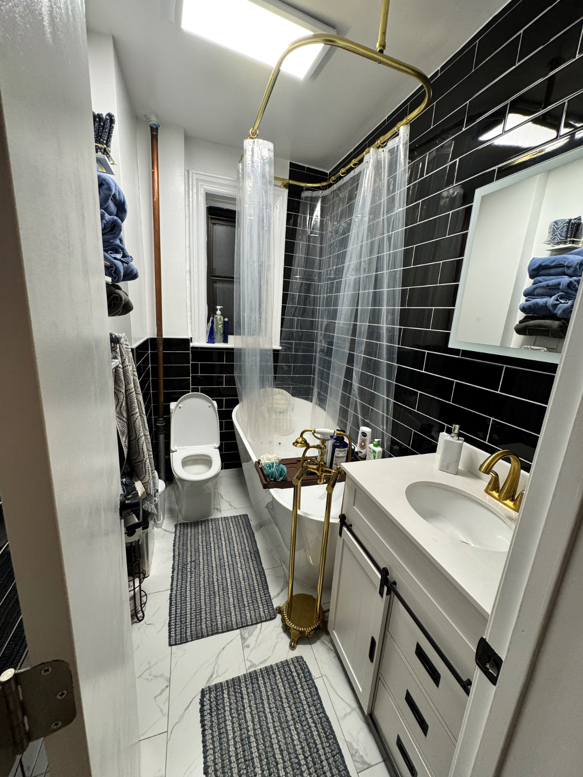 large one bedroom in midwood area apt1 - Photo 3