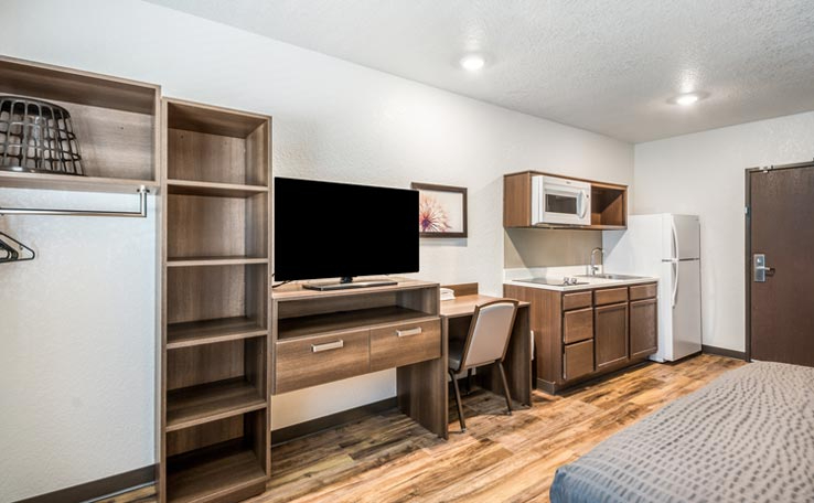 WoodSpring Suites Bradenton - Photo 10