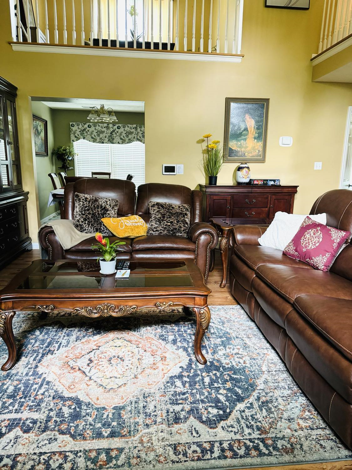 Charming Sanctuary Expansive 4BR Family Haven with King Suites & Cozy Living Spaces Vinyl-Floored Be - Photo 5
