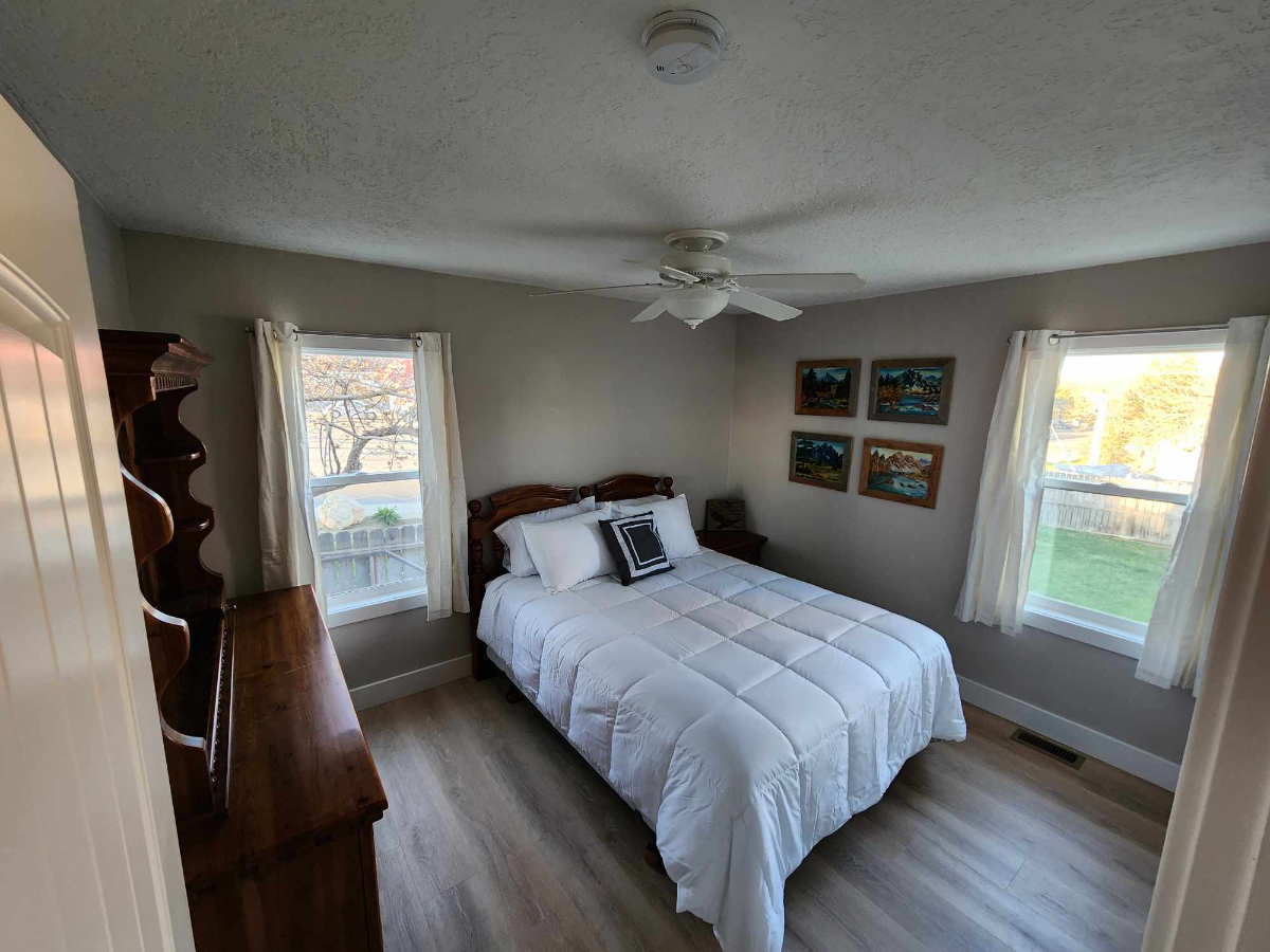 Newly Remodeled Home - Photo 4