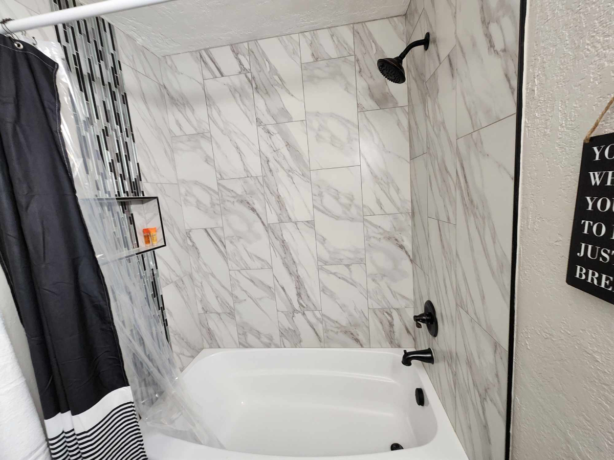 Newly Remodeled Home - Photo 9