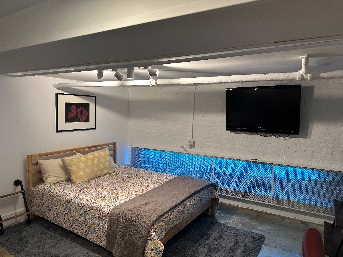 Cozy Petworth Studio with Private Patio & Parking - Photo 7