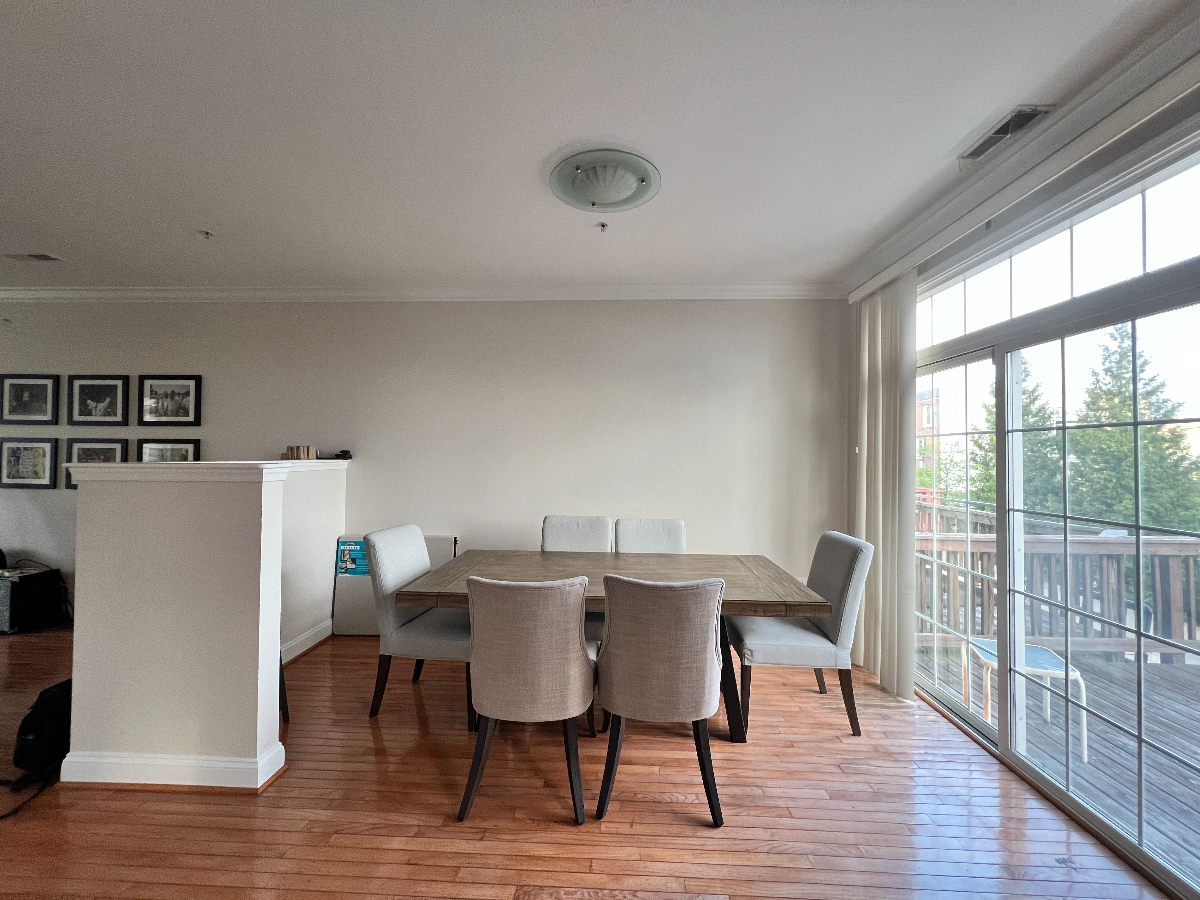 Beautiful Suburban Townhome in Baltimore City - Photo 4