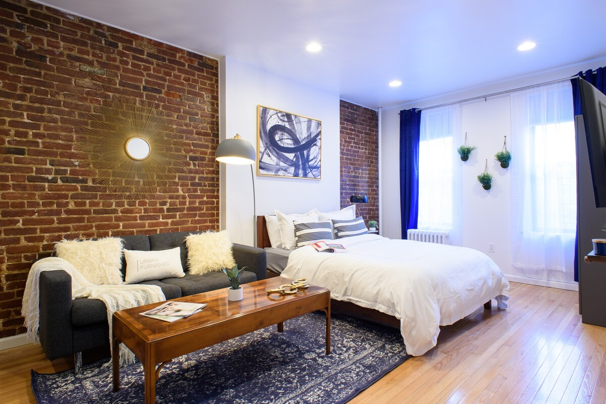 UES Central Park Newly Furnished XL Studio(819785)