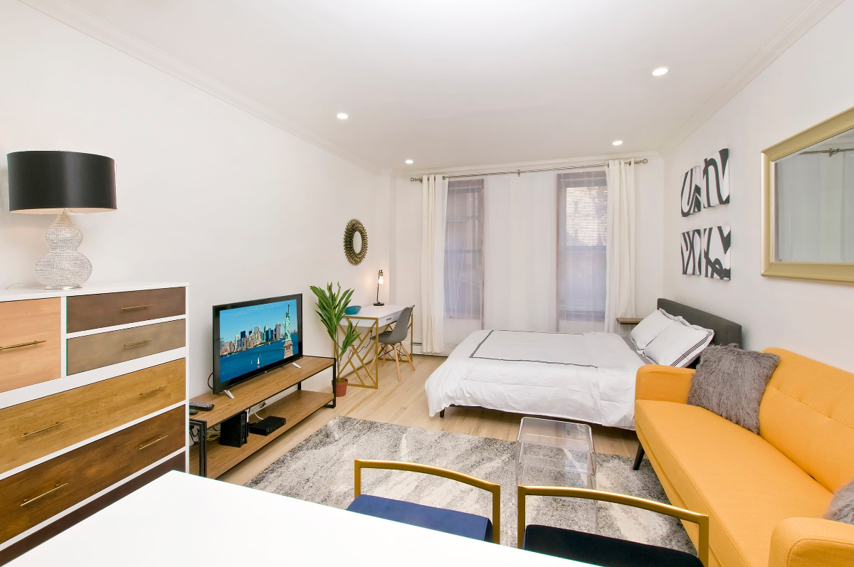 Luxury Upper East Side Studio W&D (819614)