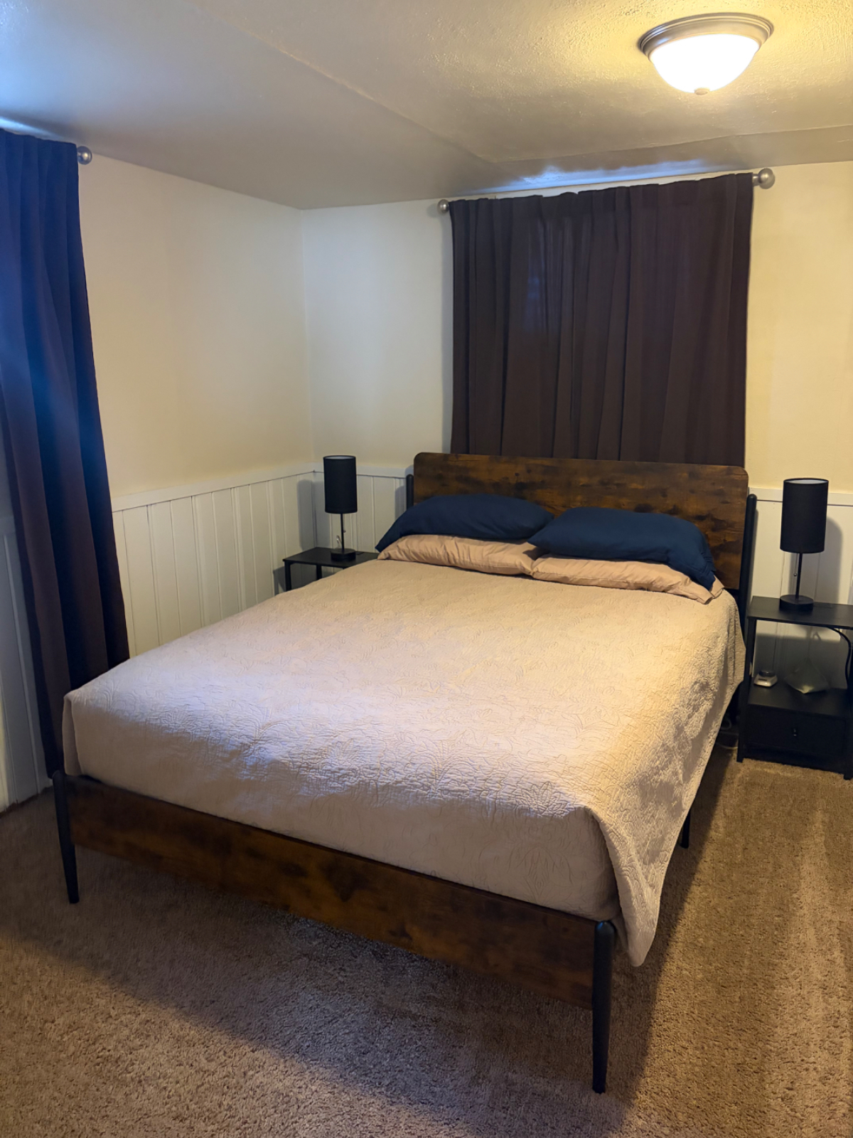 Quiet basement apartment (prorate avail for commuting medical professionals) - Photo 5