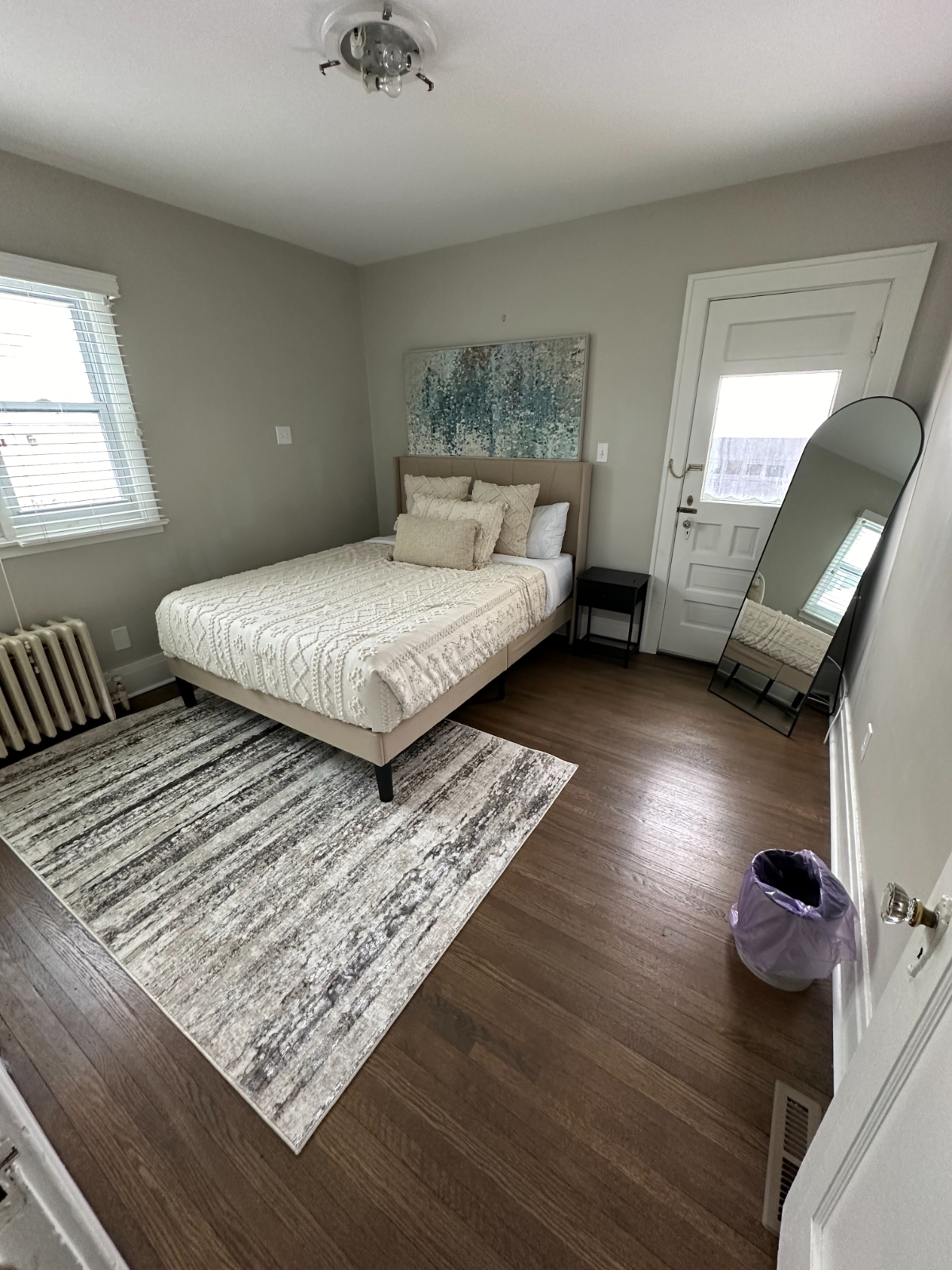 Cozy 3BR Home near Delaware Park & Hertel Ave - Photo 2