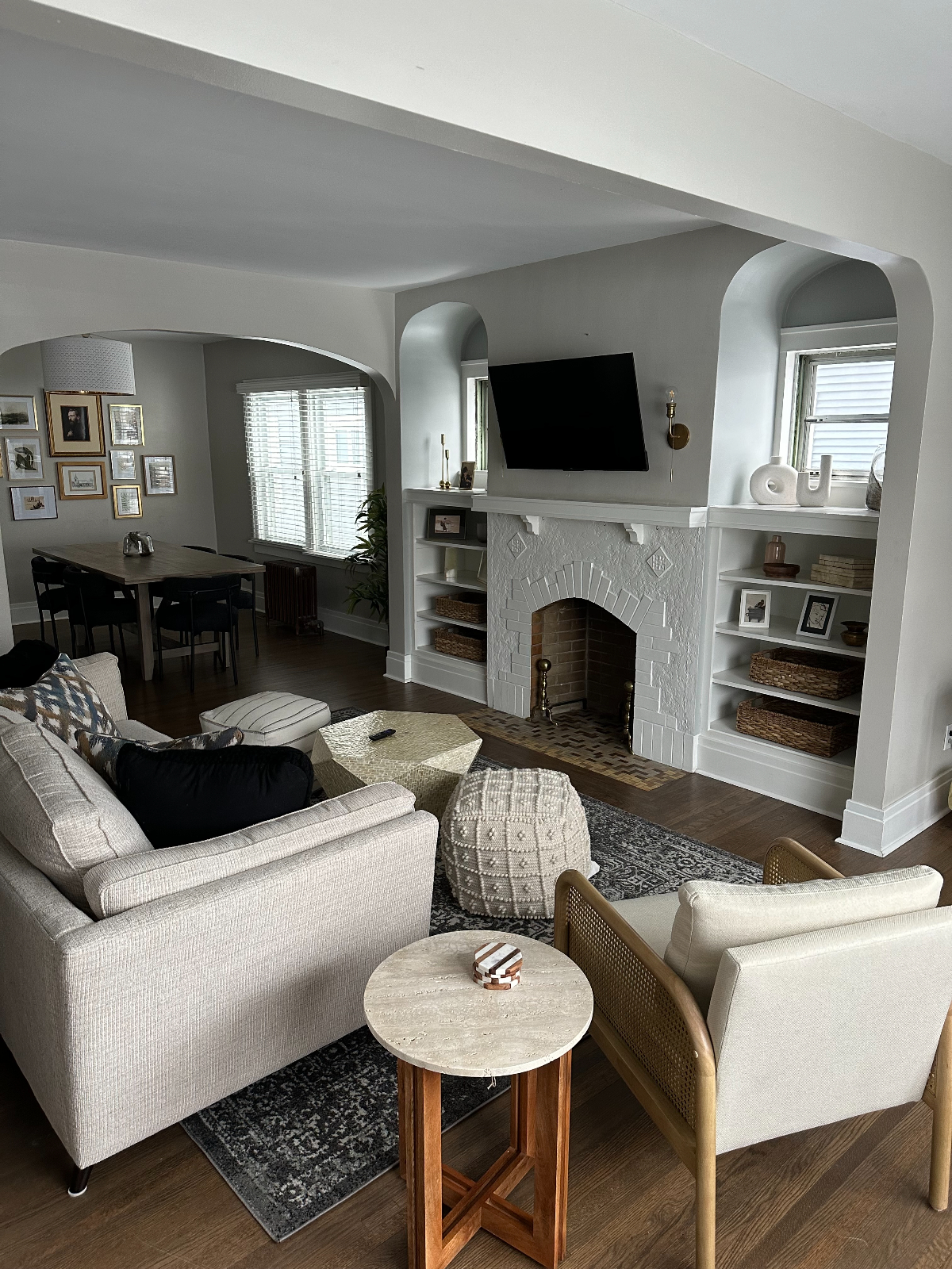Cozy 3BR Home near Delaware Park & Hertel Ave - Photo 6