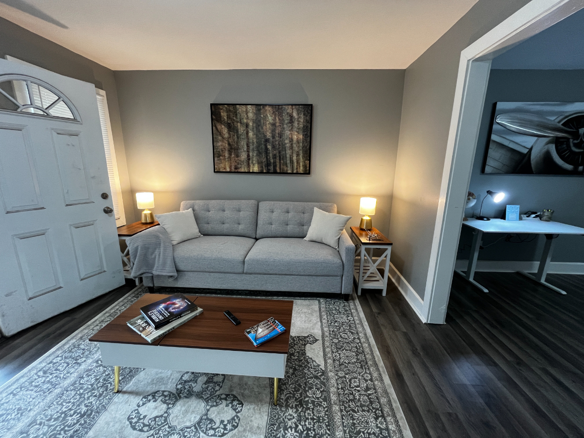Large Duplex 1 Bedroom Near All Hospitals - Photo 2