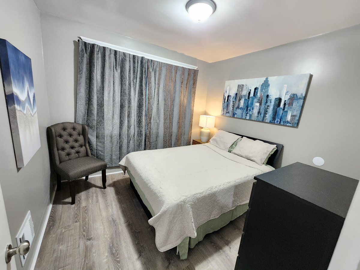 New Great Cozy 1Bed 1 Bath Apt Near hospitals - Photo 1