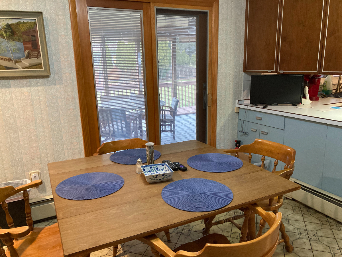Private Furnished Chic Ranch Home - Kings Bed, 3 Baths, Patio and Parking - Photo 12