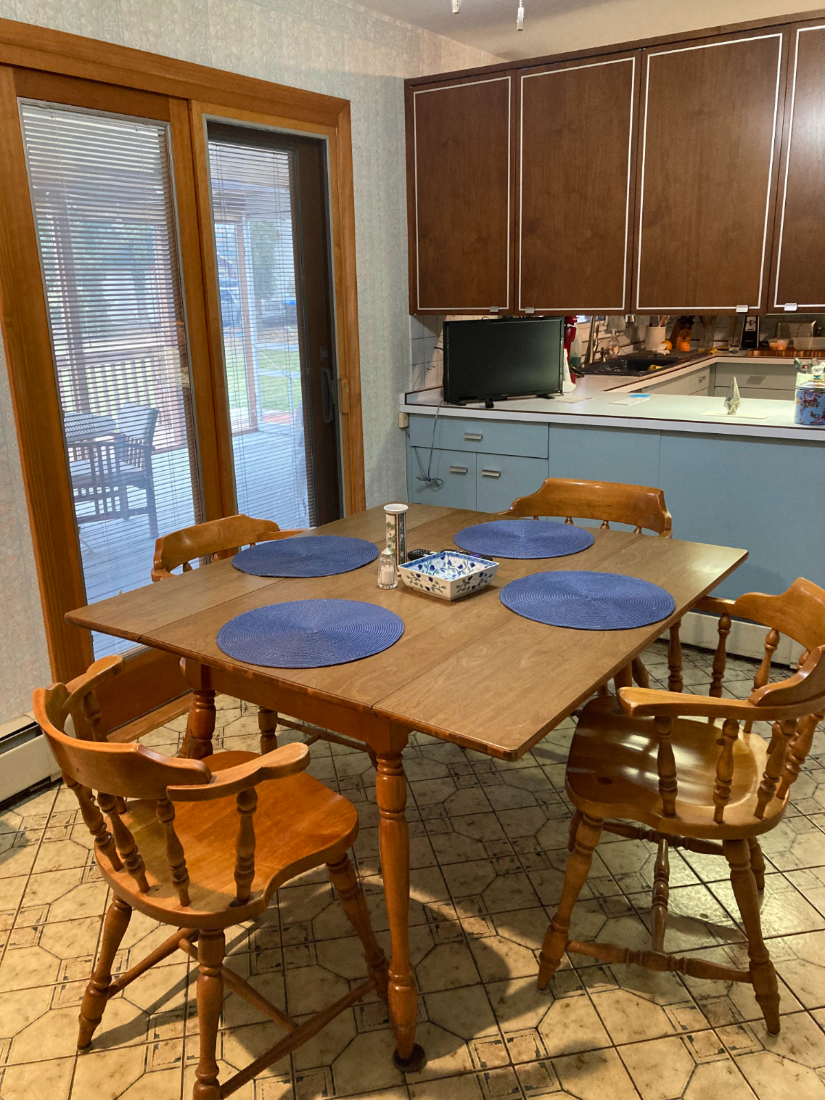Private Furnished Chic Ranch Home - Kings Bed, 3 Baths, Patio and Parking - Photo 10
