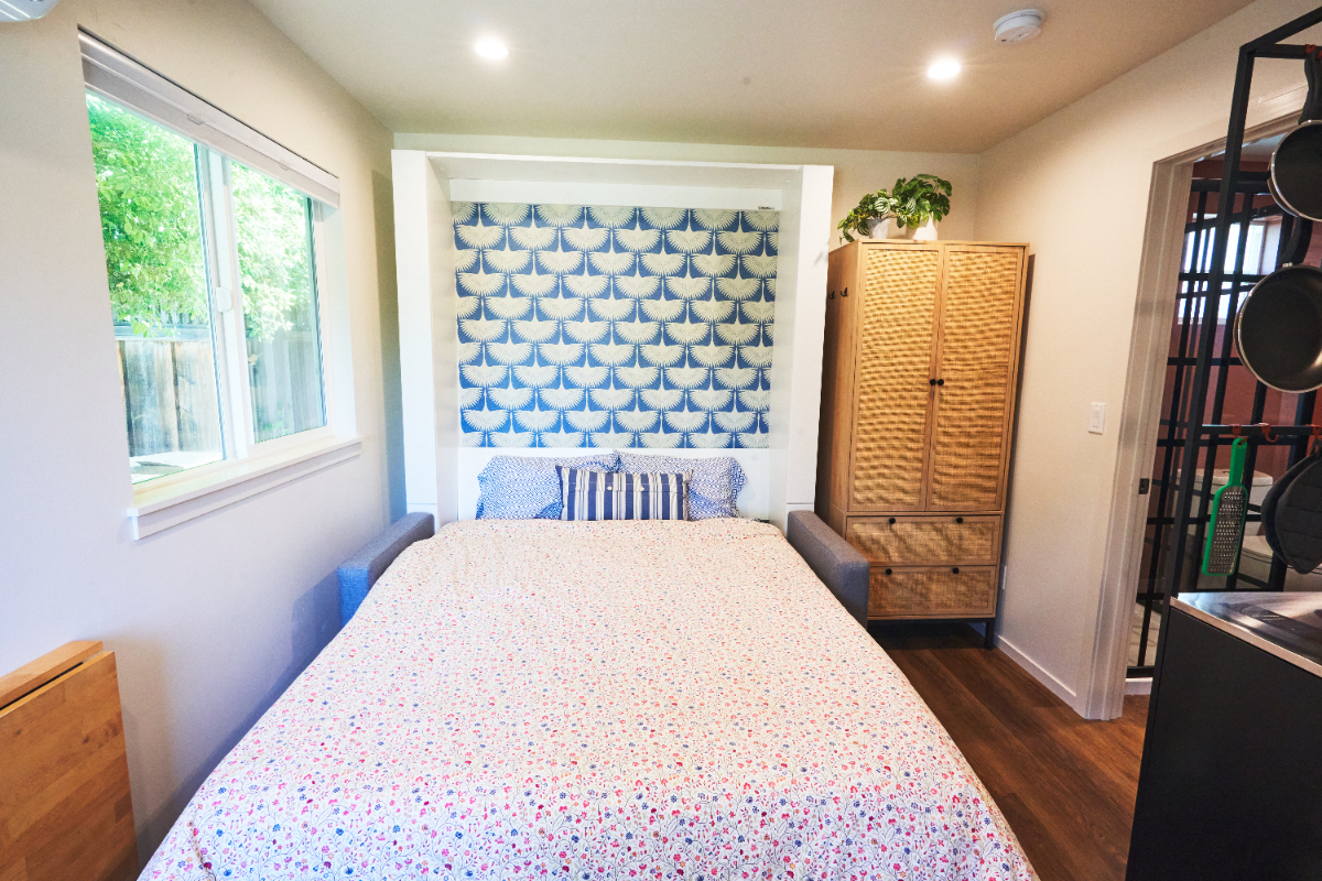 Cozy Studio 1 mile from the beach