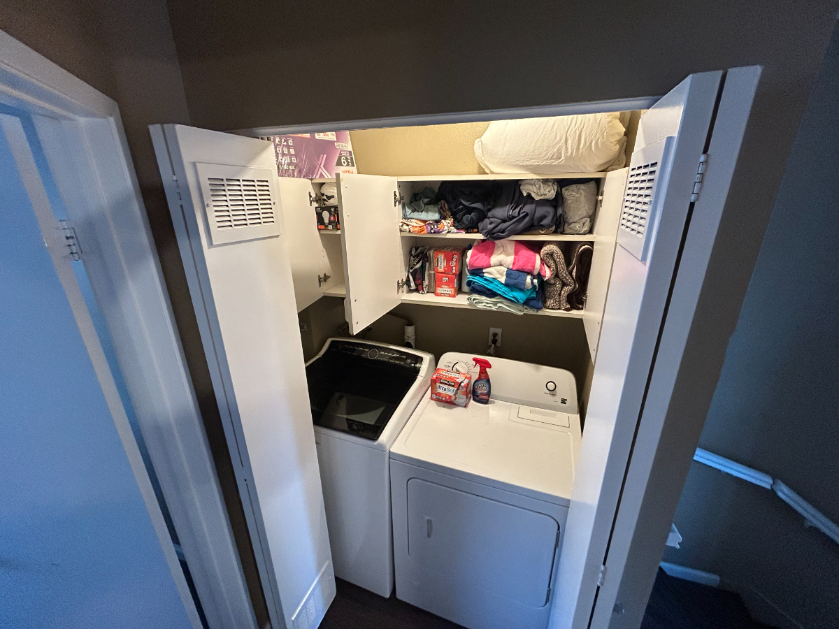 3BD/3BA Fully Furnished Condo | Private Baths + Garage - Photo 6