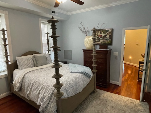Furnished 2 Bed/ 2 Bath Home on Quiet Street - Photo 6