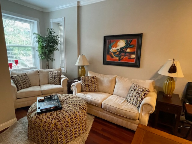 Furnished 2 Bed/ 2 Bath Home on Quiet Street - Photo 1