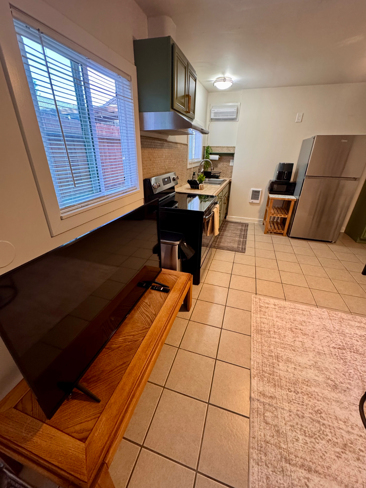 Move-In Ready Bliss and Minutes to Everything - 1BR Cottage with Utilities Included - Photo 6