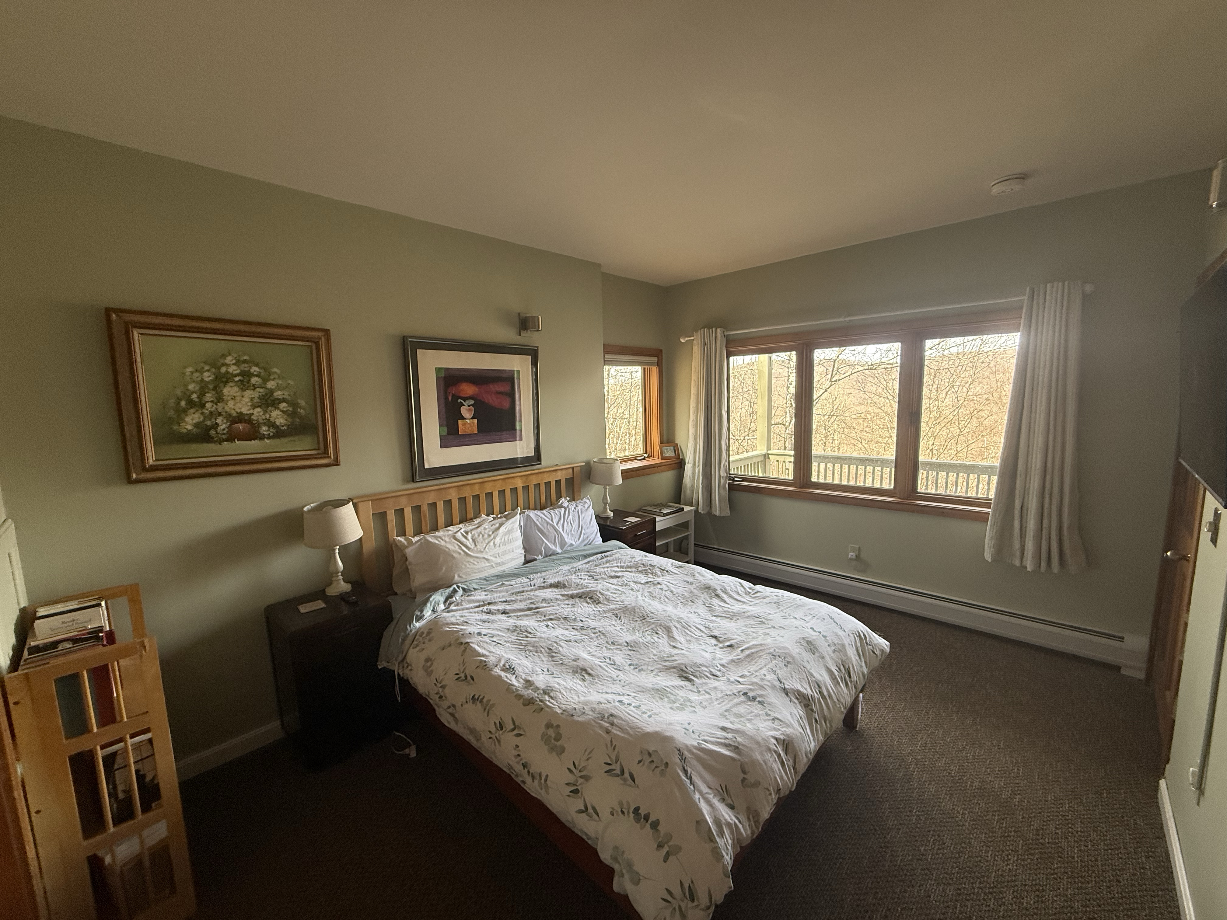 beautiful mountain condo with stunning views and perfect location - Photo 12
