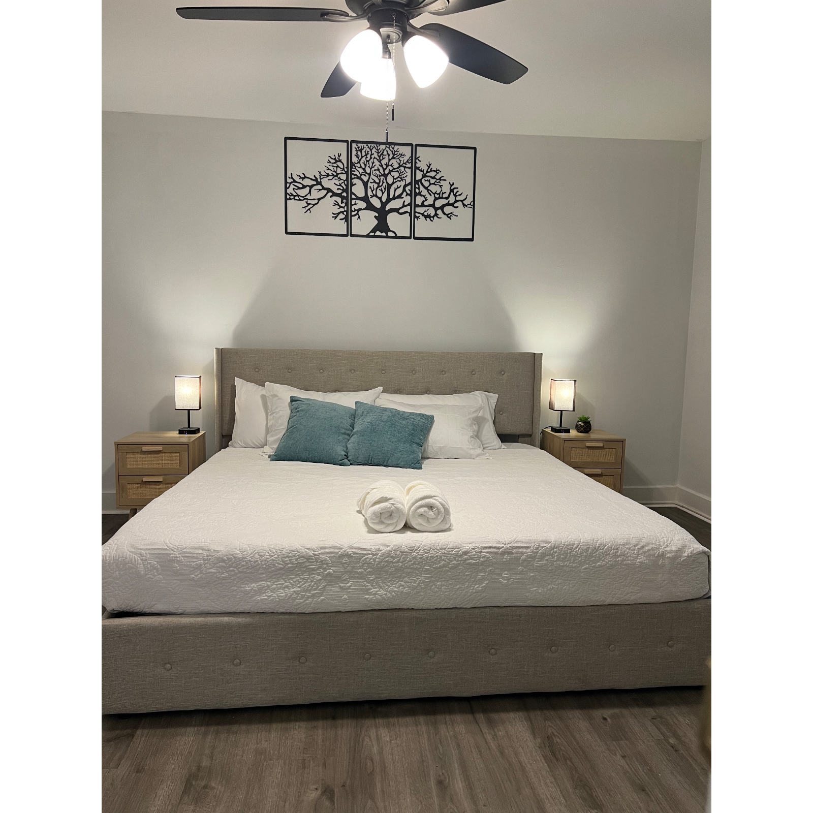Luxury Unit 1.2 Mile from Medical District