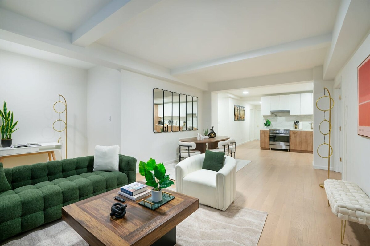Massive Brand New 4BR/3B UES Doorman Gym (819757)