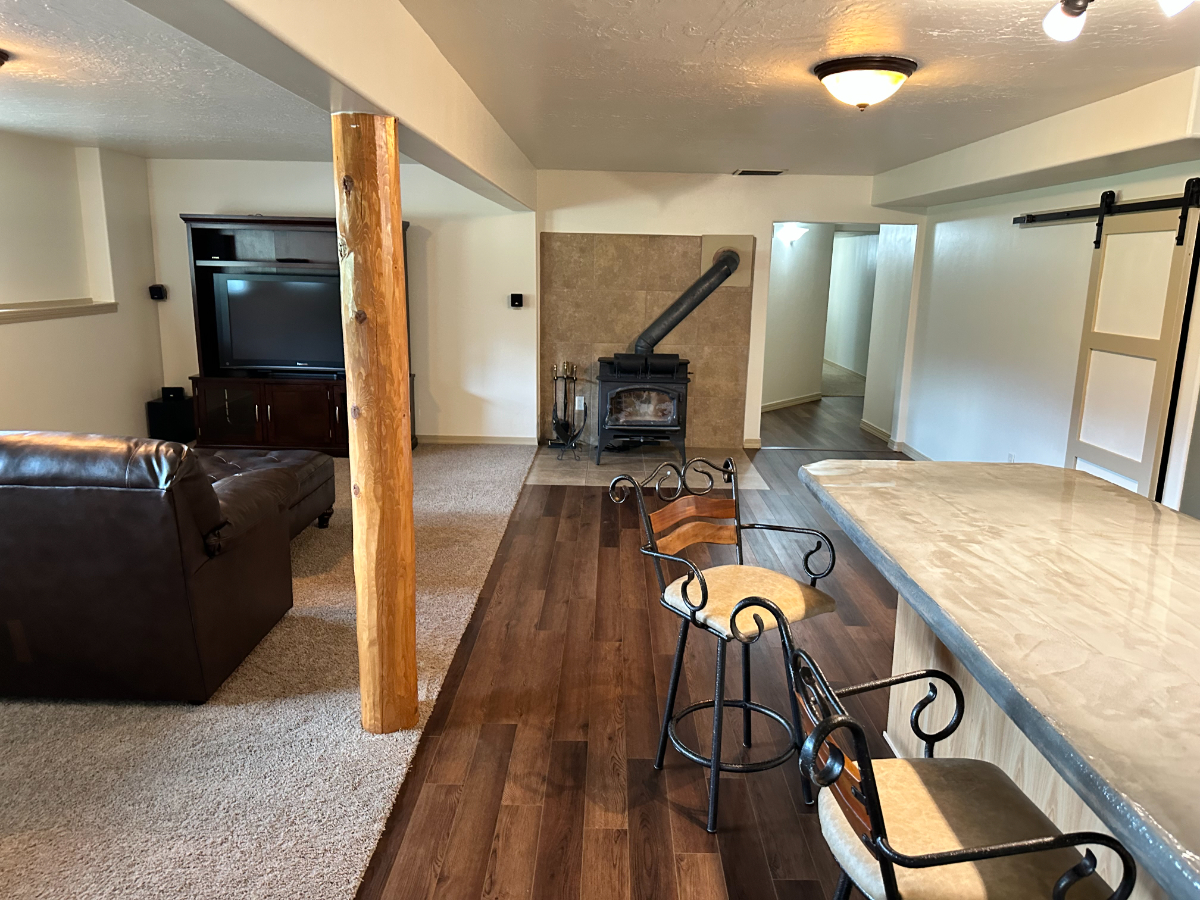 Countryside Basement Apartment - Photo 2