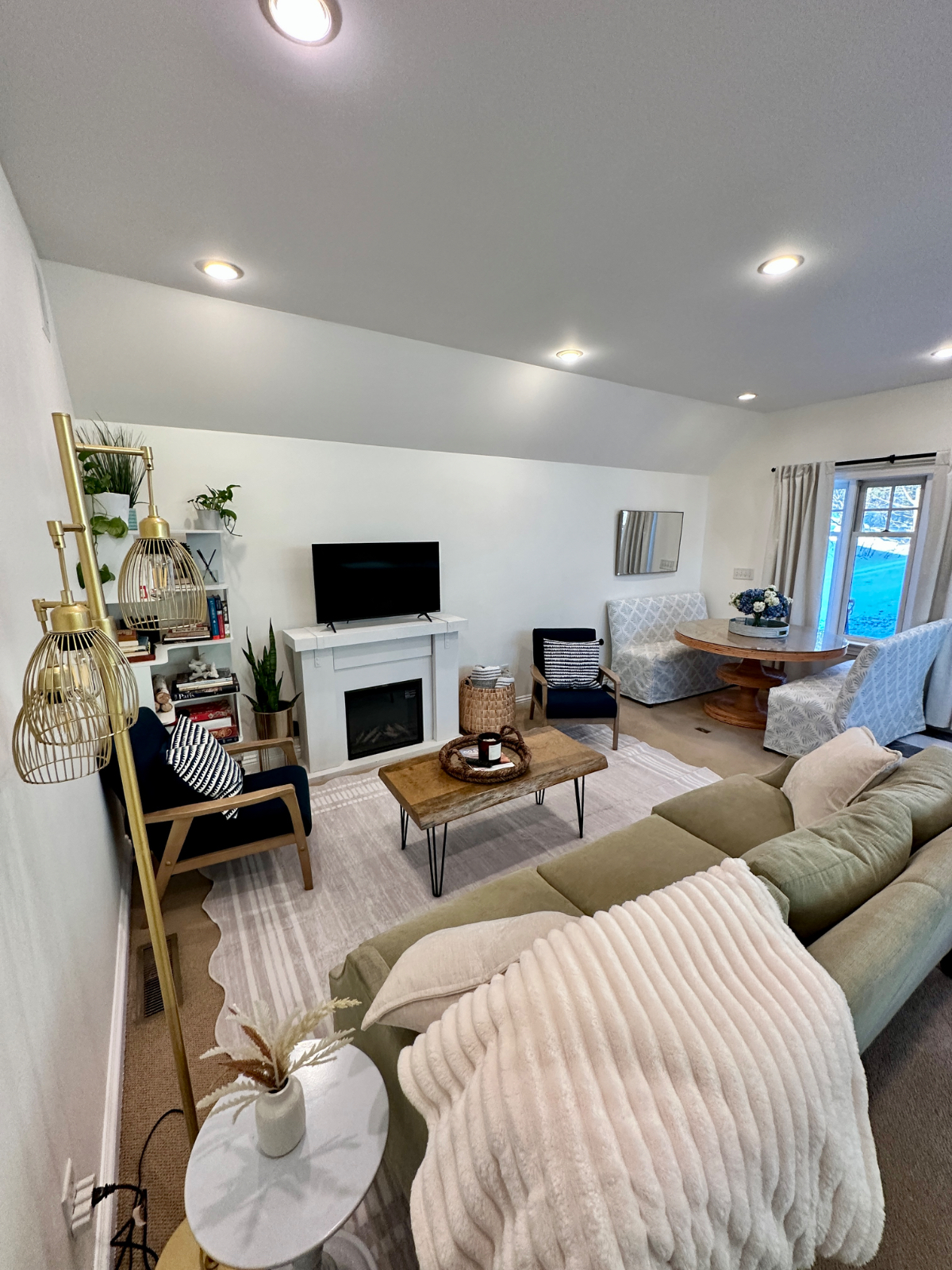 Luxury 2BR Hill Section Apartment / Walk to UVM Medical / Parking, W/D, High-End Furnished - Photo 10